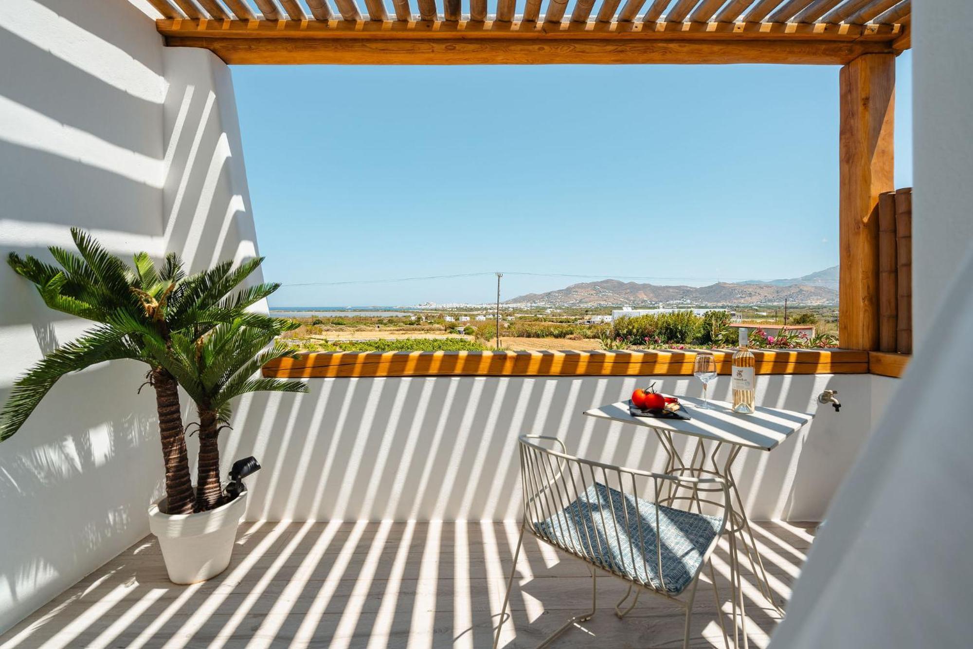 Sunday Luxury Suites Agia Anna  Zewnętrze zdjęcie